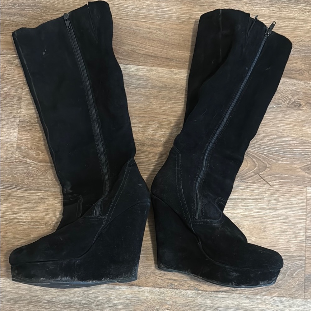Steve Madden Black Heeled Boots with Wedge